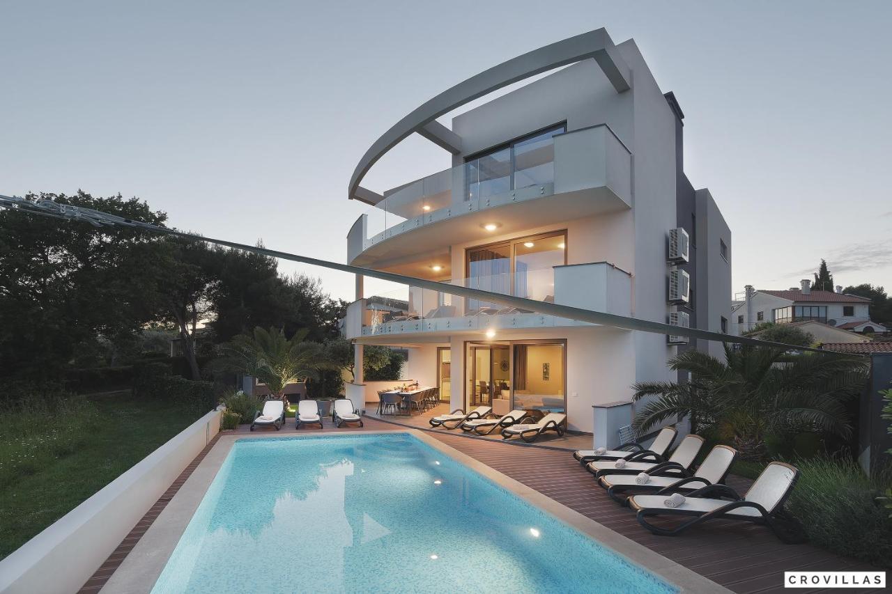Sunrise Villa Premantura Exterior photo